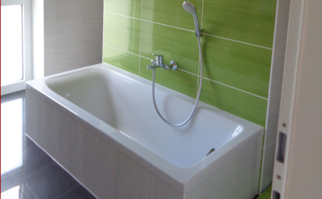 Badewanne freistehend